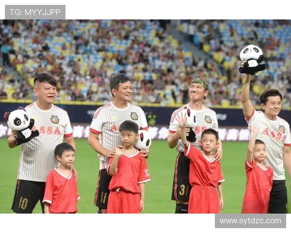 冠军足球明星破解之路揭秘如何从草根到巅峰的传奇故事