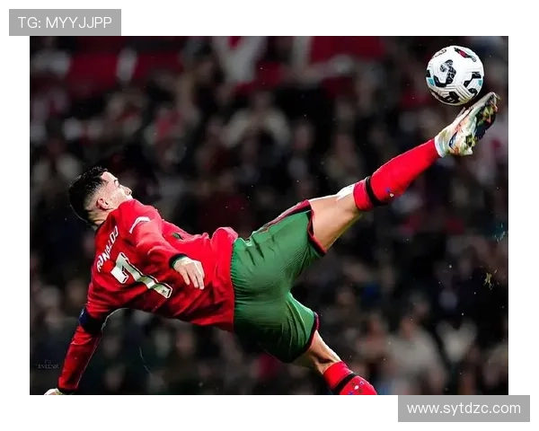 刚刚退役的足球明星是谁他在职业生涯中留下了怎样的传奇故事