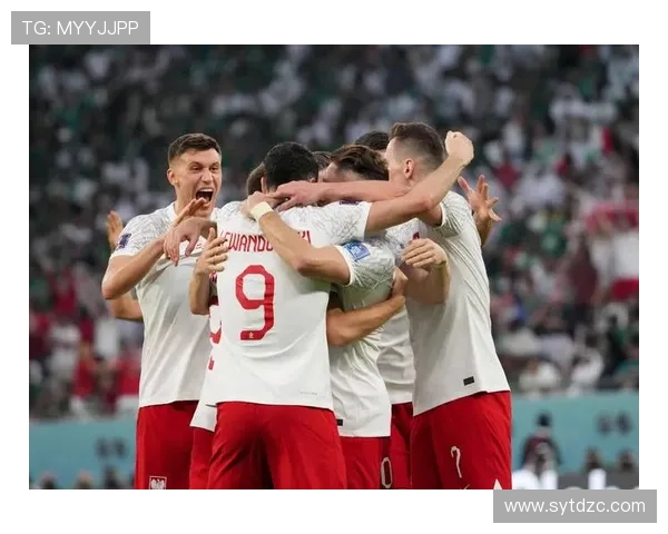 冲向足球明星的年轻球员们他们的梦想与奋斗历程